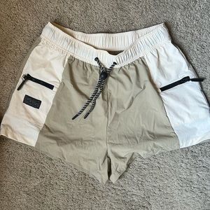 bearded goat summit short